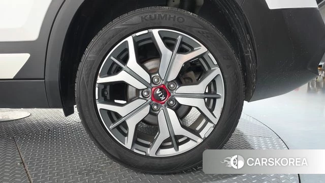 Kia Seltos id 4998141 из Кореи 13