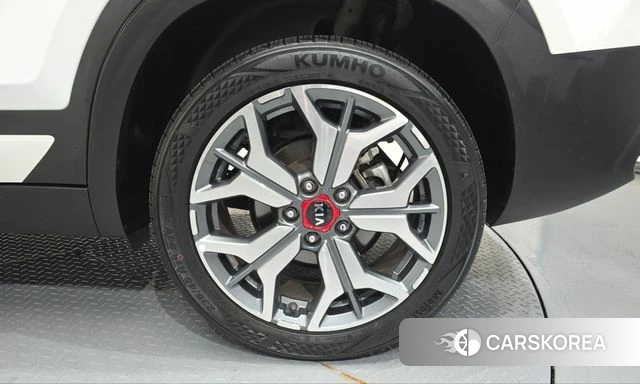 Kia Seltos id 4987618 из Кореи 13