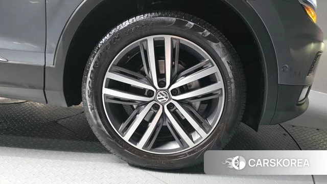Volkswagen Tiguan Allspace id 4906808 из Кореи 13