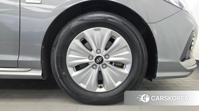 Hyundai Sonata New Rise Hybrid id 4967944 из Кореи 13