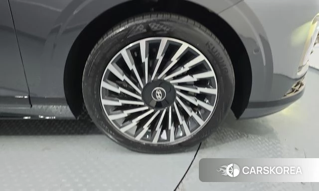 Hyundai Grandeur Hybrid (GN7) id 4950586 из Кореи 13