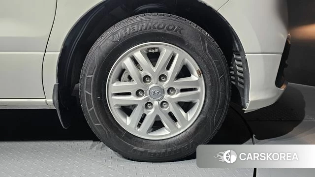 Hyundai The New Grand Starex id 4992777 из Кореи 13