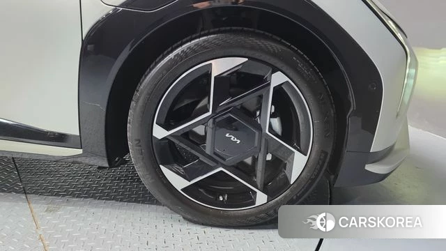 Kia EV4 id 4904138 из Кореи 13