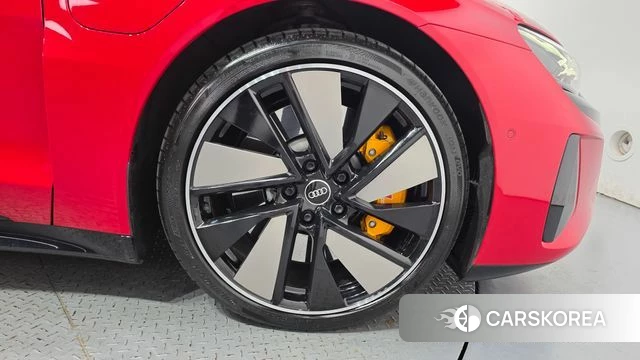 Audi e-Tron GT id 4929665 из Кореи 13