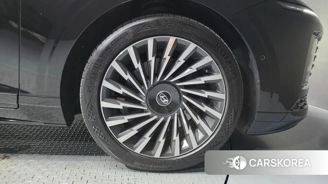 Hyundai Grandeur (GN7) id 4834776 из Кореи 13