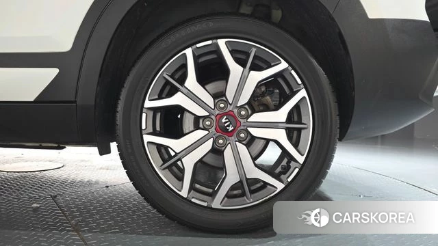 Kia Seltos id 5013120 из Кореи 13