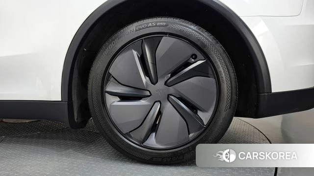 Tesla Model Y id 4847365 из Кореи 13