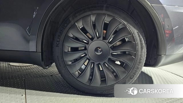 Tesla Model Y id 4942403 из Кореи 13