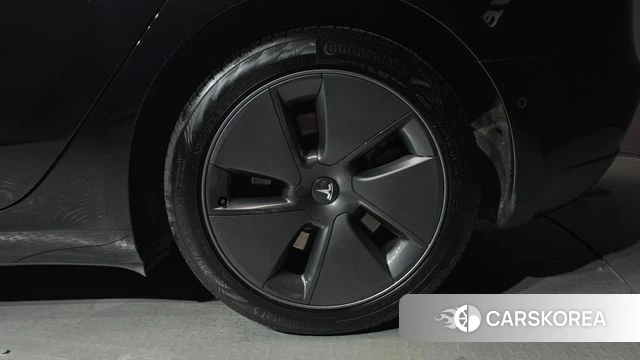 Tesla Model 3 id 4697582 из Кореи 13