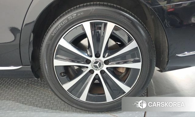 Mercedes-Benz E-Class W213 id 4998316 из Кореи 13