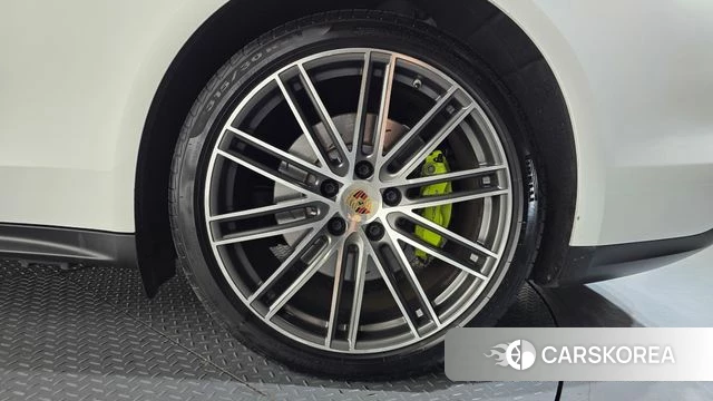 Porsche Panamera (971) id 5013427 из Кореи 13