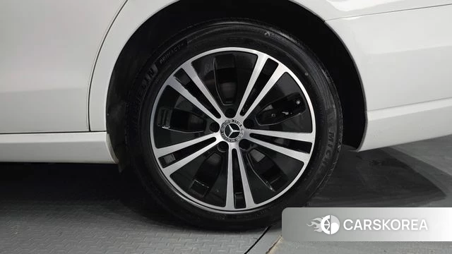 Mercedes-Benz E-Class W213 id 4982531 из Кореи 13