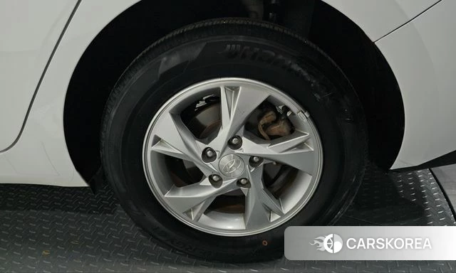 Hyundai Avante (CN7) id 5012930 из Кореи 13