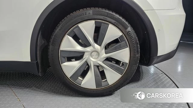 Tesla Model Y id 4671768 из Кореи 13