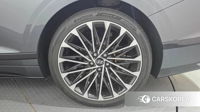 Hyundai Grandeur (GN7) id 5022039 из Кореи 13
