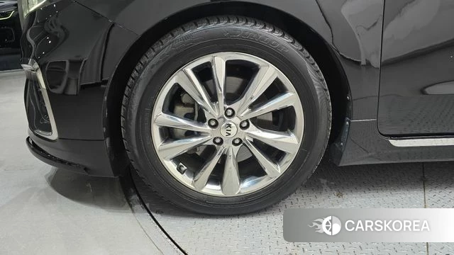 Kia The New Carnival id 5041580 из Кореи 13