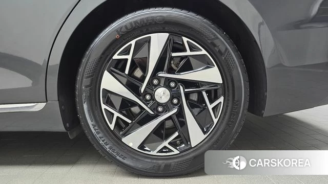 Hyundai The New Grandeur IG Hybrid id 4736598 из Кореи 13