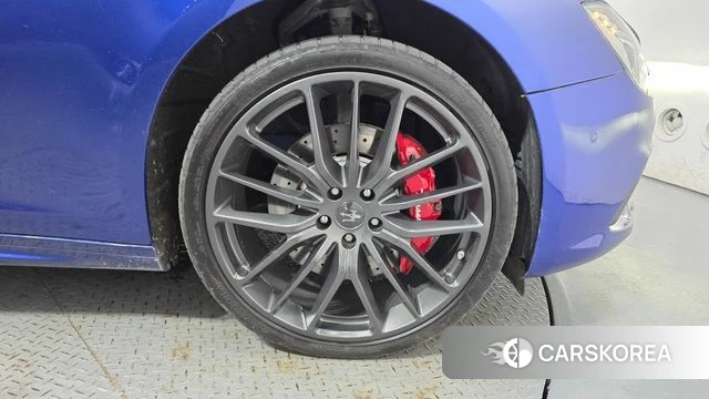 Maserati Ghibli id 4982733 из Кореи 13