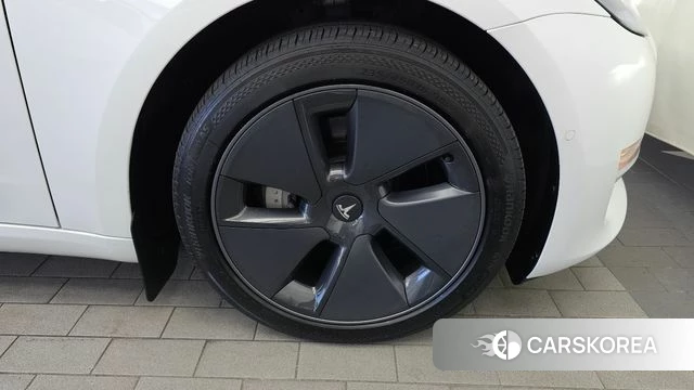Tesla Model 3 id 4854705 из Кореи 13