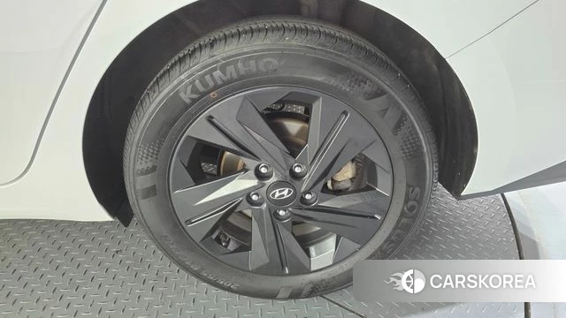 Hyundai Avante (CN7) id 4457585 из Кореи 13