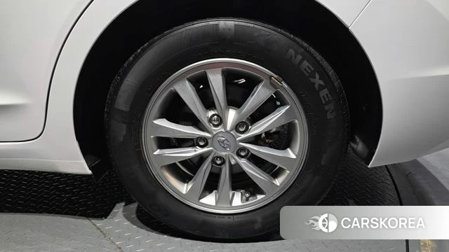 Hyundai The New Avante AD id 4998366 из Кореи 13