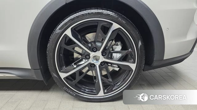 Porsche Taycan id 4897770 из Кореи 13