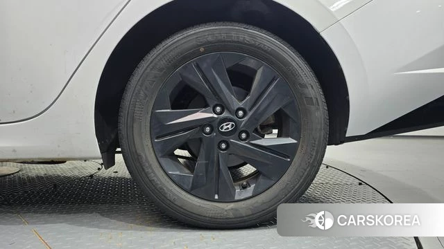 Hyundai Avante (CN7) id 4976179 из Кореи 13
