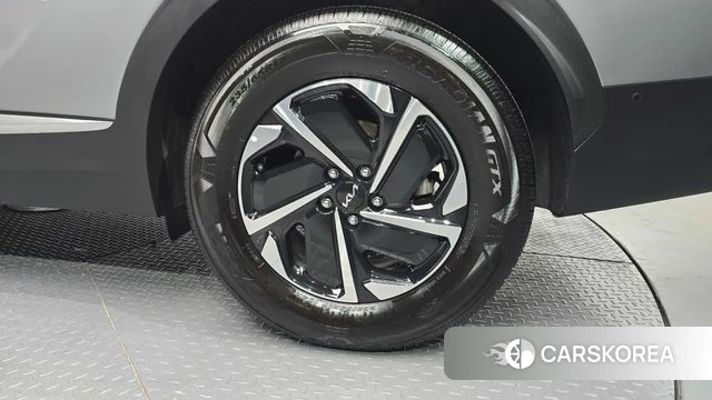 Kia Sportage 5th Generation Hybrid id 5026917 из Кореи 13