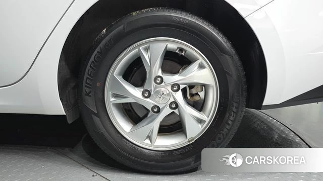 Hyundai Avante (CN7) id 4774829 из Кореи 13