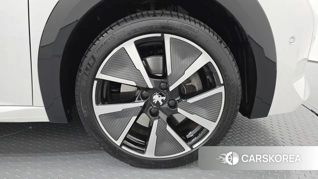 Peugeot e-208 second Generation id 4906197 из Кореи 13
