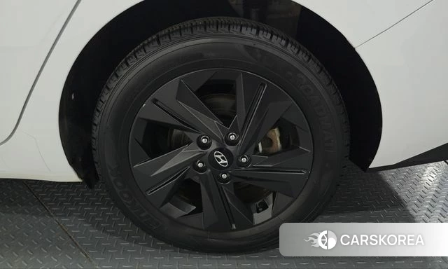 Hyundai Avante Hybrid (CN7) id 5017929 из Кореи 13