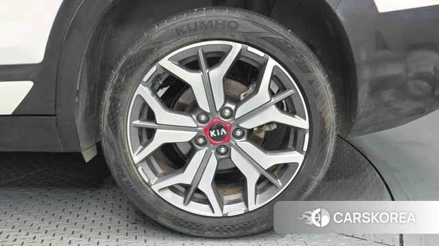 Kia Seltos id 5035389 из Кореи 13