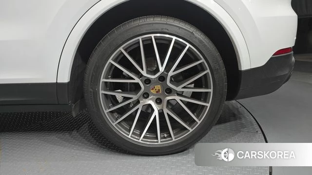 Porsche Cayenne (PO536) id 4987261 из Кореи 13