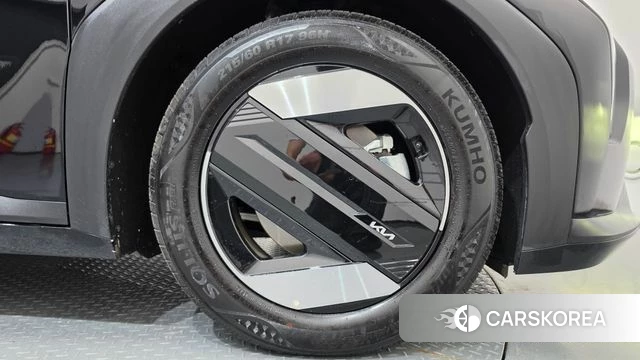 Kia EV4 id 4995490 из Кореи 13