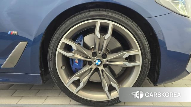 BMW 5 Series (G30) id 4951639 из Кореи 13