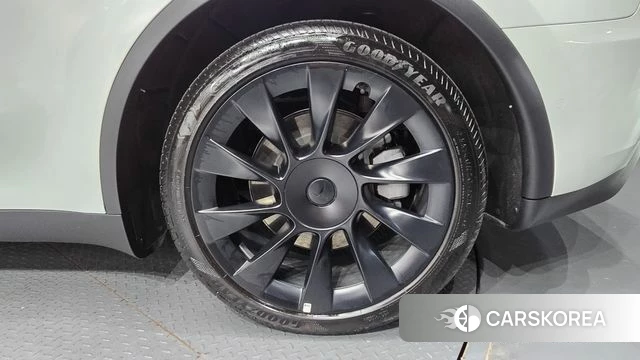 Tesla Model Y id 4784818 из Кореи 13