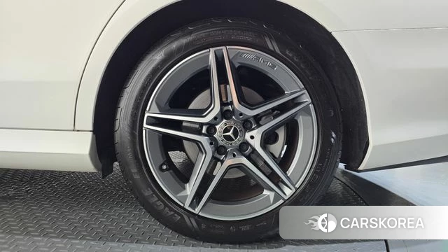 Mercedes-Benz E-Class W213 id 4975913 из Кореи 13