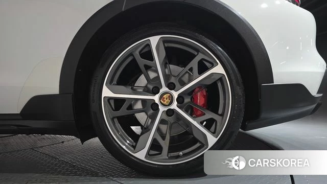 Porsche Taycan id 5021397 из Кореи 13