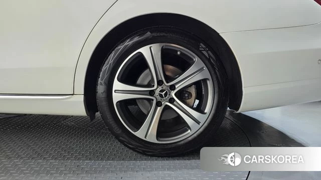 Mercedes-Benz E-Class W213 id 5013711 из Кореи 13