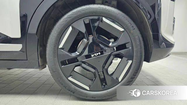 Kia EV3 id 4744035 из Кореи 13