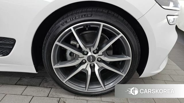 Genesis The New G70 id 4966552 из Кореи 13
