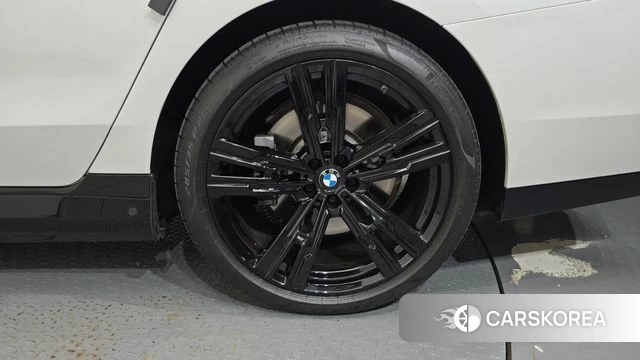 BMW i7 (G70) id 4995429 из Кореи 13
