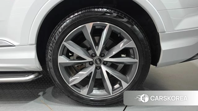 Audi Q7 (4M) id 4905703 из Кореи 13
