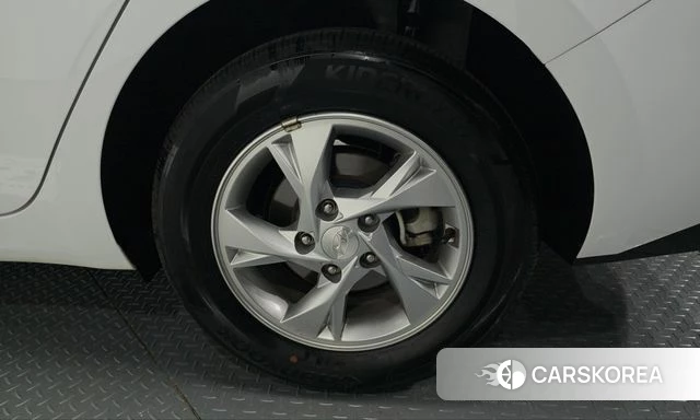 Hyundai Avante (CN7) id 5012767 из Кореи 13