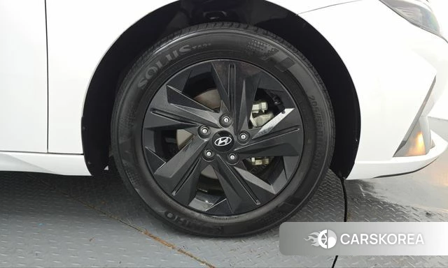 Hyundai Avante Hybrid (CN7) id 4996543 из Кореи 13
