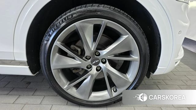 Genesis GV70 id 5027835 из Кореи 13