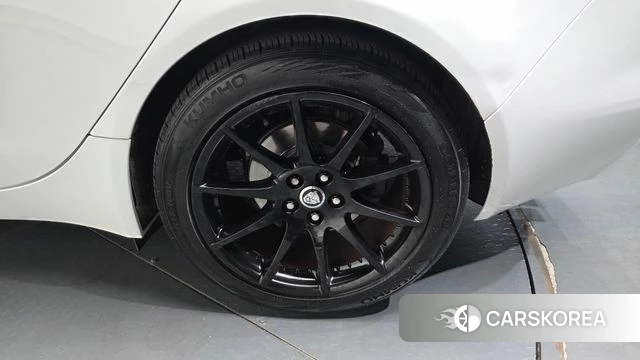 Jaguar XE id 4931183 из Кореи 13