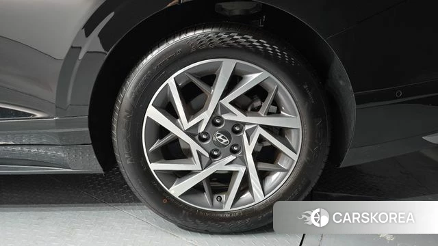 Hyundai Grandeur Hybrid (GN7) id 4949818 из Кореи 13