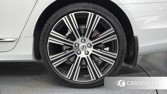 Volvo S90 id 5001727 из Кореи 13
