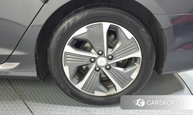 Hyundai Sonata New Rise Hybrid id 5054753 из Кореи 13